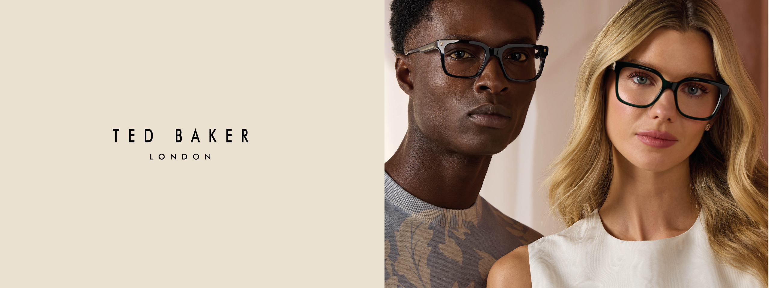 Ted Baker: Mann und Frau, die jeweils eine Brille tragen